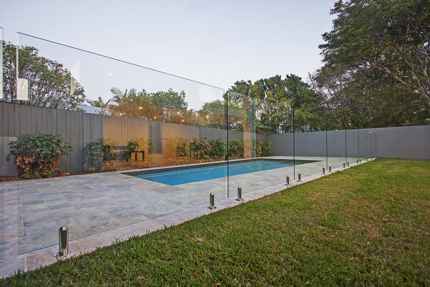 Glass Pool Fencing in Cleveland Queensland 8