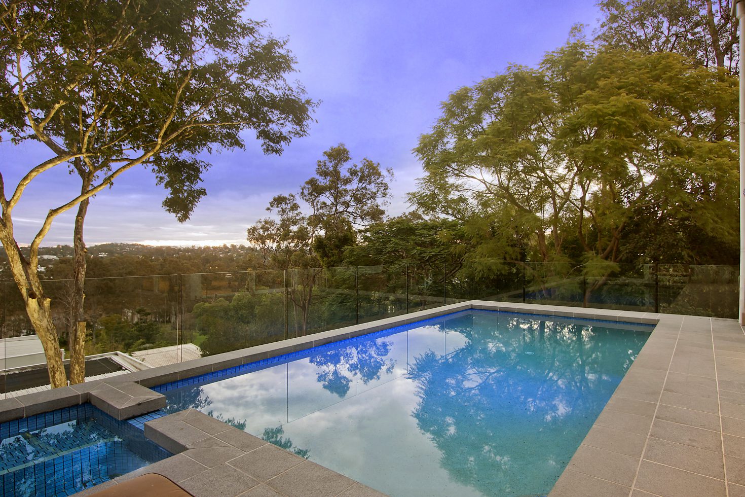 Kenmore glass pool fencing Queensland 9