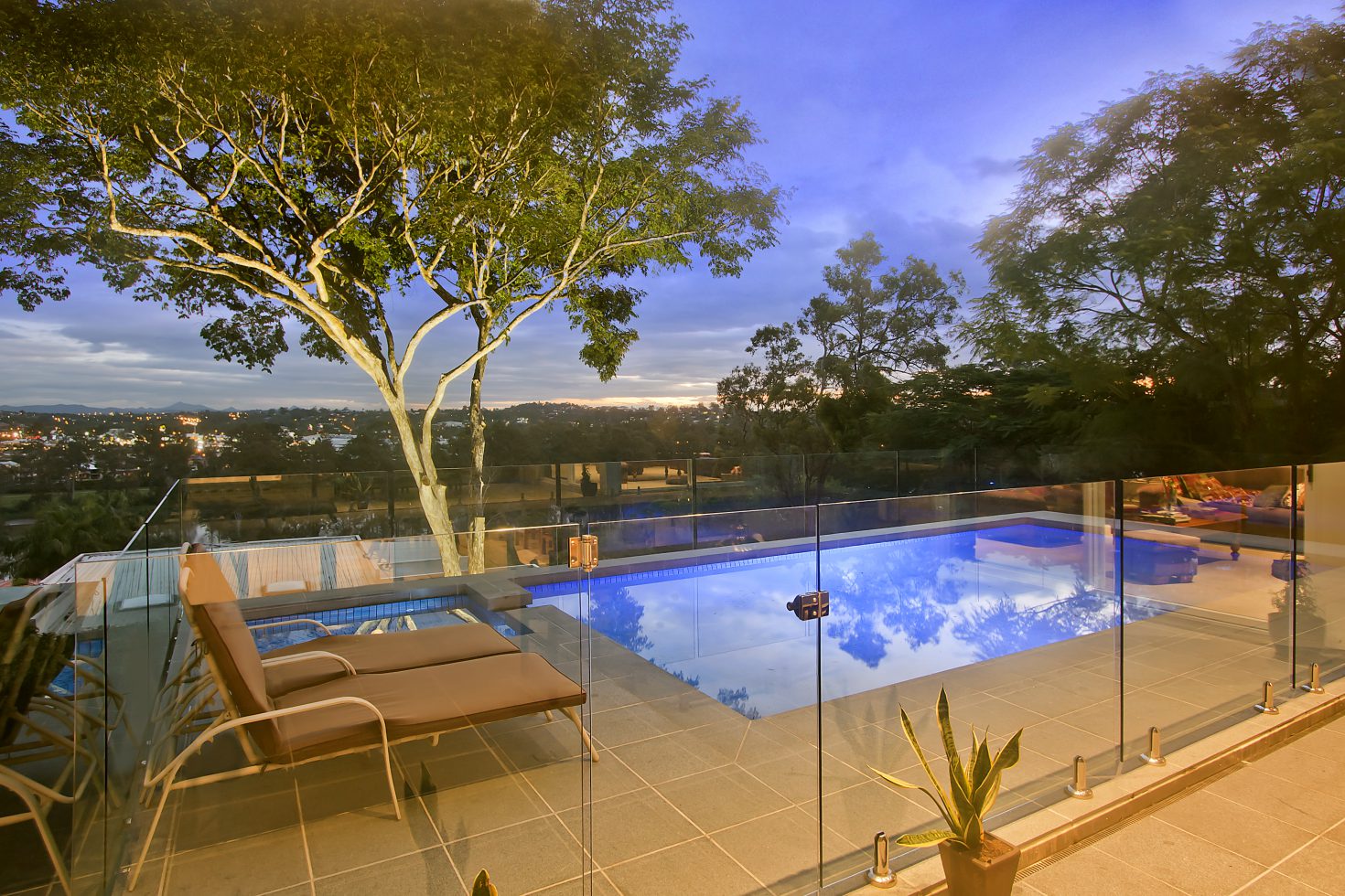 Kenmore 13 glass pool fencing Queensland