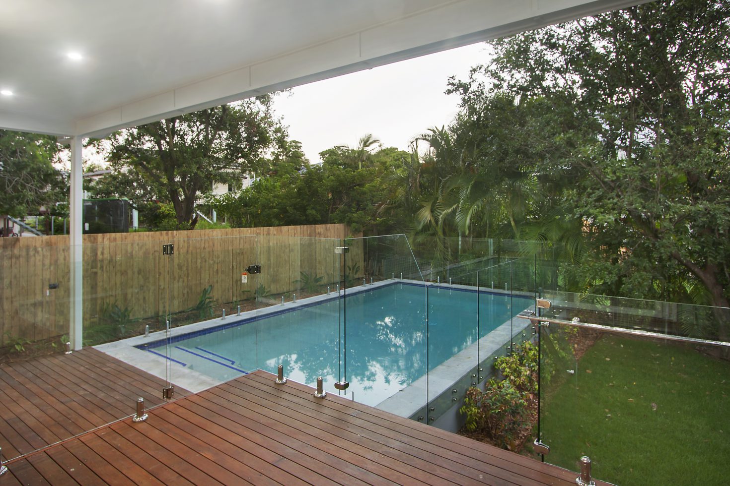 Glass Pool Balustrades in Bulimba Queensland 4